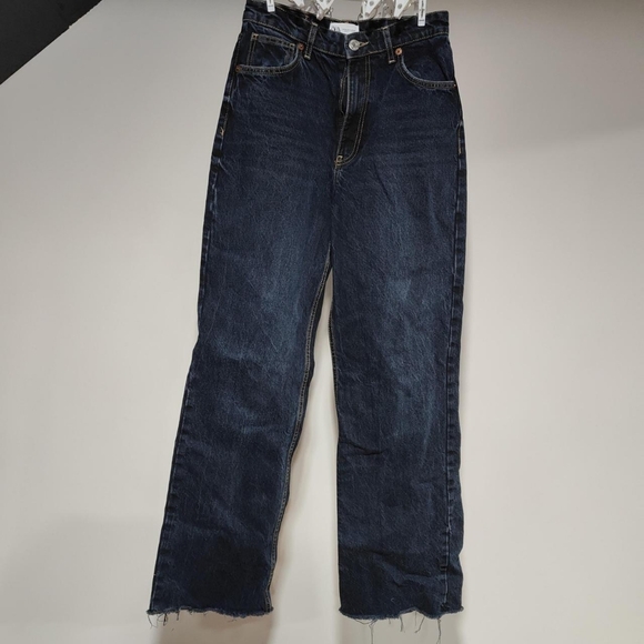 straight leg jeans - Picture 1 of 4